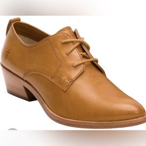 Frye. Reese Oxford. Tan. Size 7.